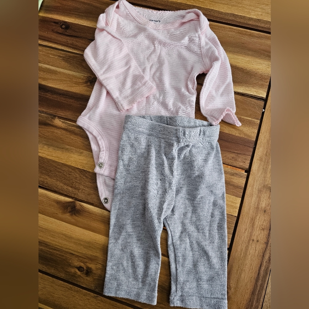 Baby girl 3 month outfit carter's